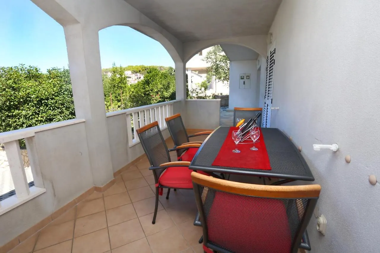 Apartments Bareta Trogir