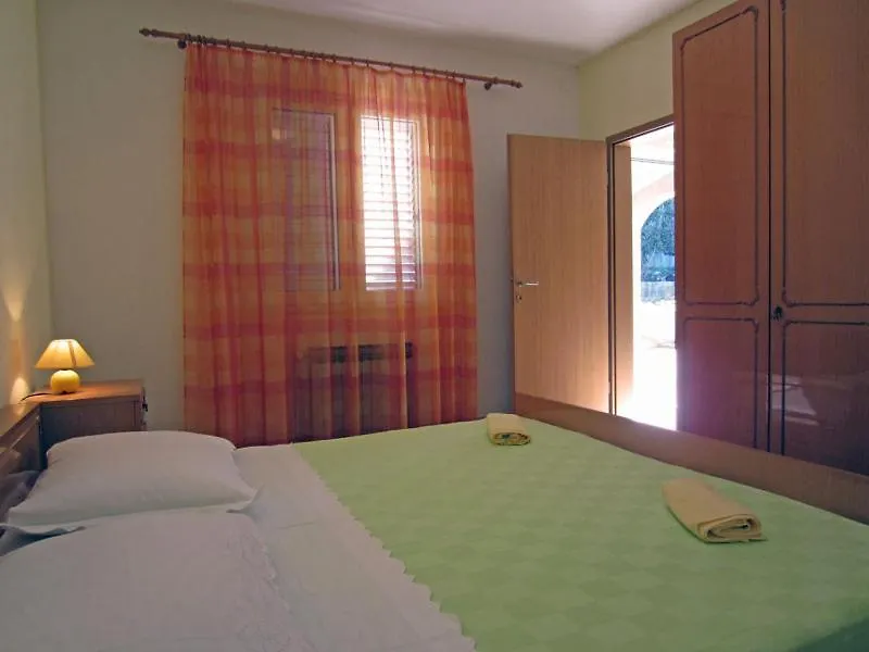 Apartments Bareta Trogir