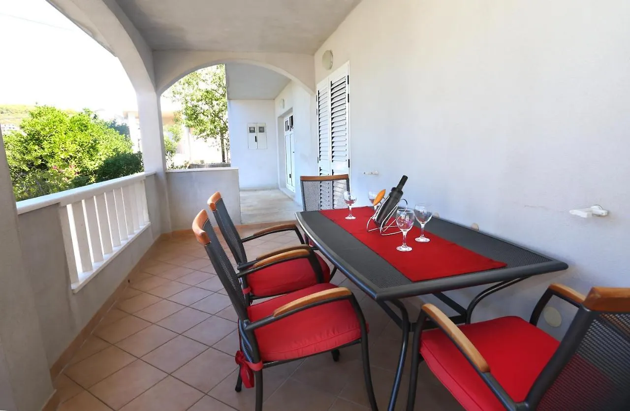 Apartments Bareta Trogir Chorvatsko