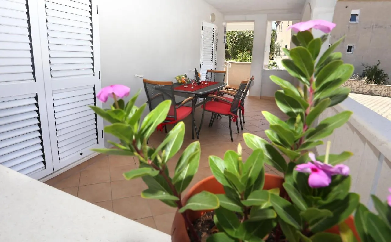 Apartments Bareta Trogir