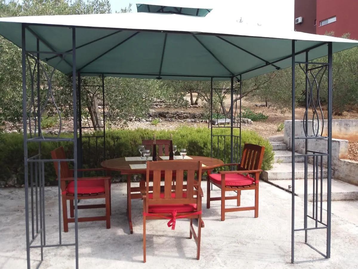 Apartments Bareta Trogir 0*,  Chorvatsko