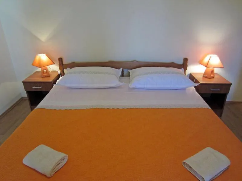 Apartments Bareta Trogir